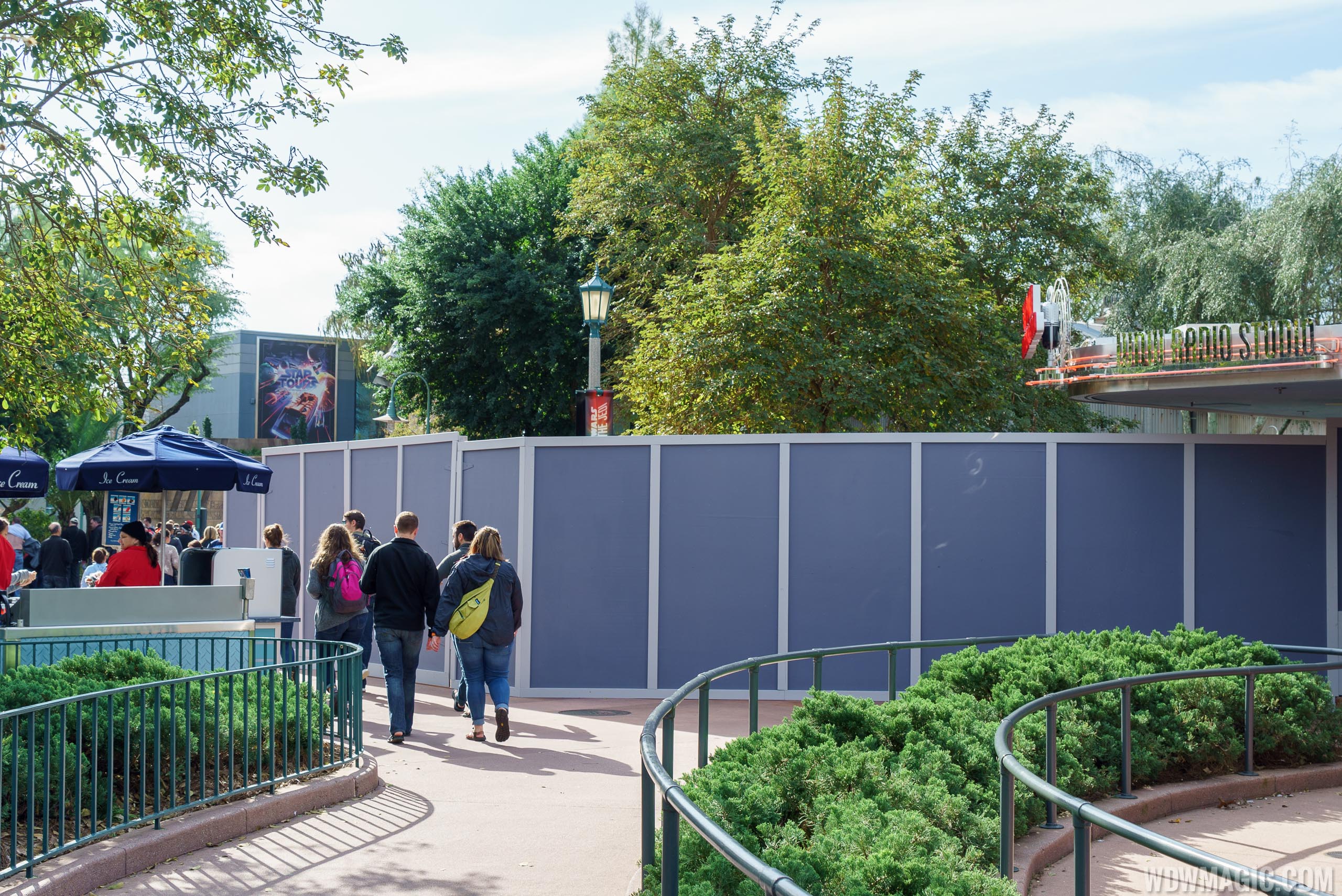 Character-Meet-and-Greets-at-Disneys-Hollywood-Studios_Full_26320.jpg
