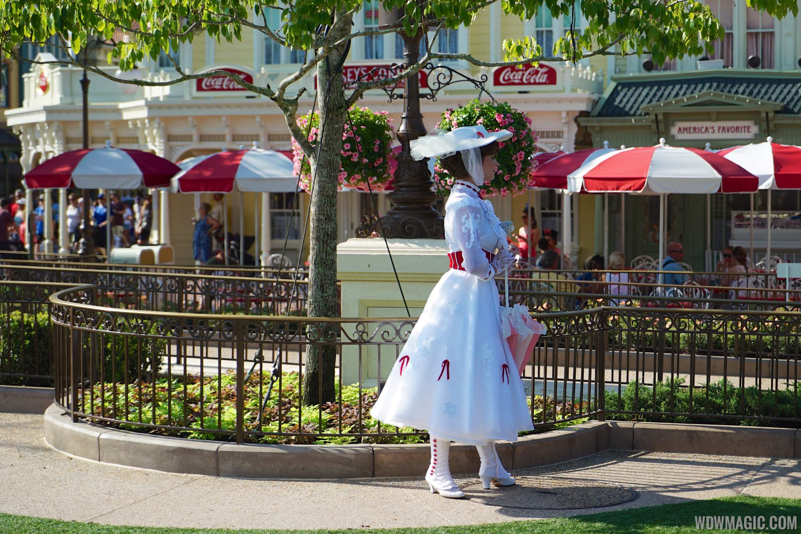 Character-Meet-and-Greets-at-the-Magic-Kingdom_Full_25123.jpg