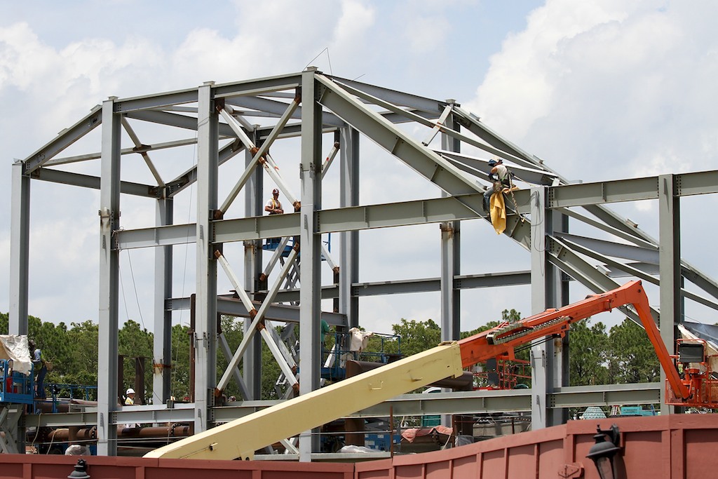 Fantasyland - The main lift of the Mine Train coaster