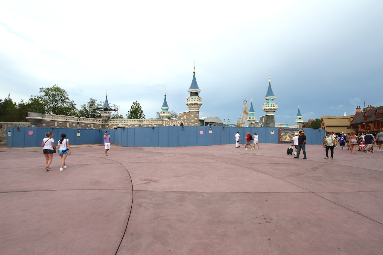 Fantasyland - The castle walls will form the entry into Fantasy Forest