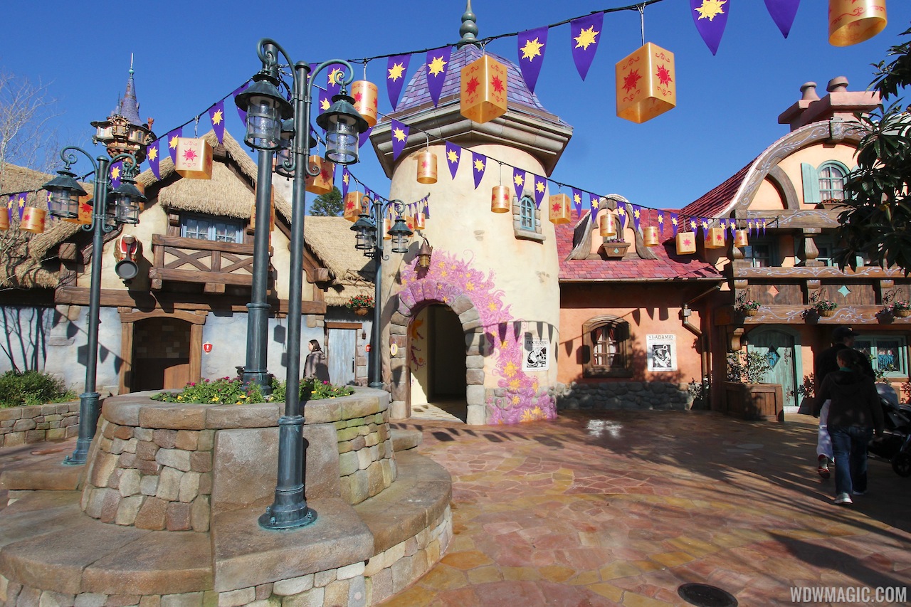 Fantasyland_Full_18389.jpg