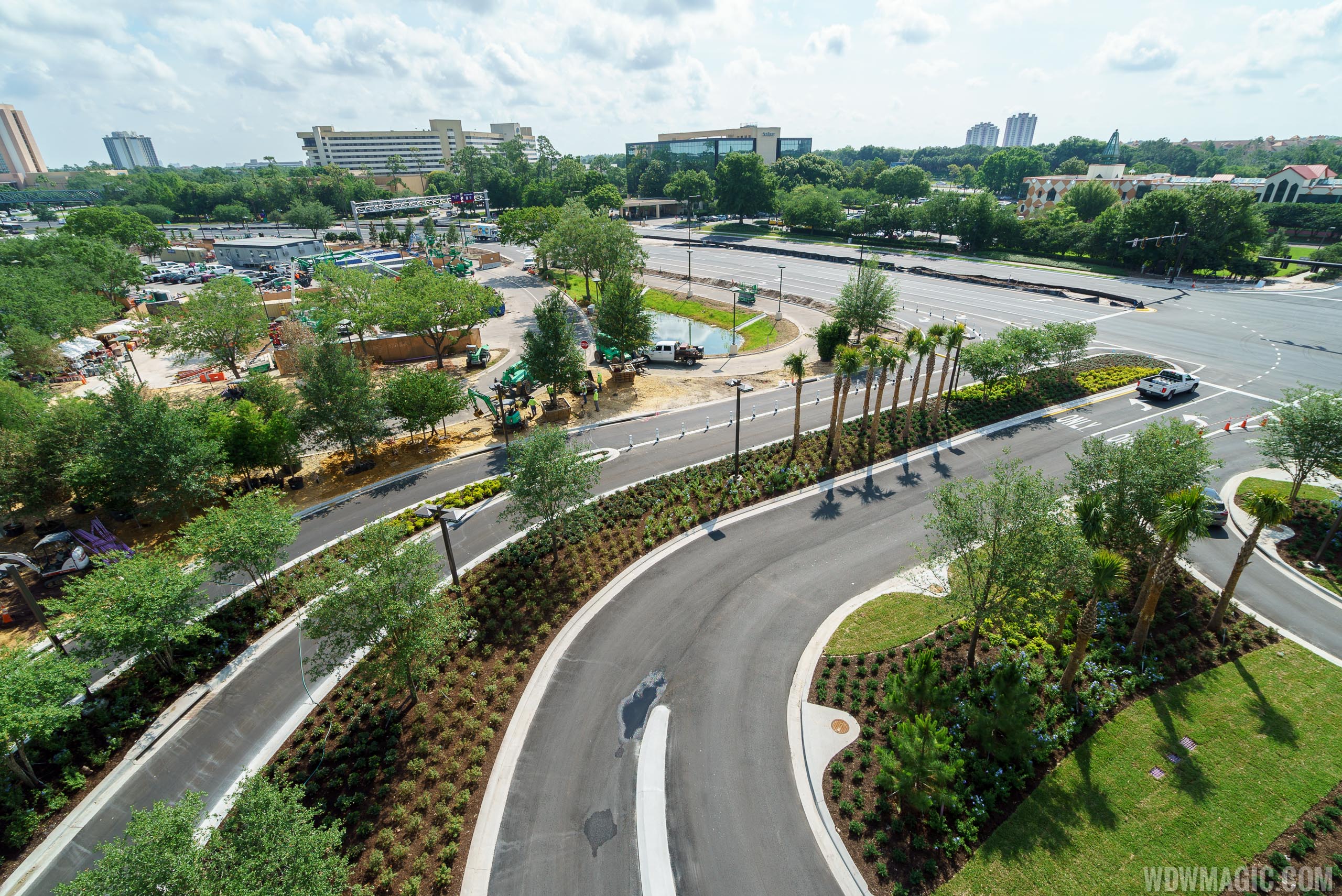 Disney Springs Lime Garage Photo 2 of 15