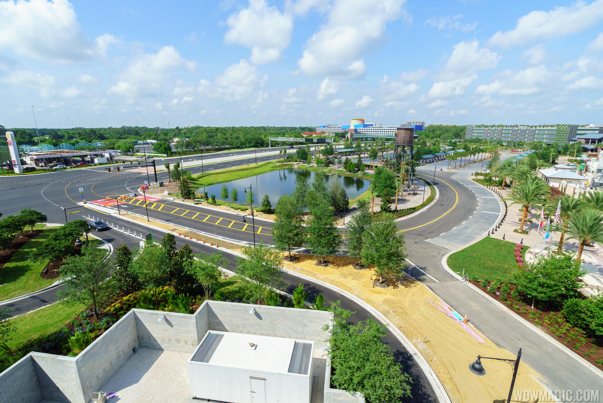 Disney Springs Lime Garage Photo 3 of 15