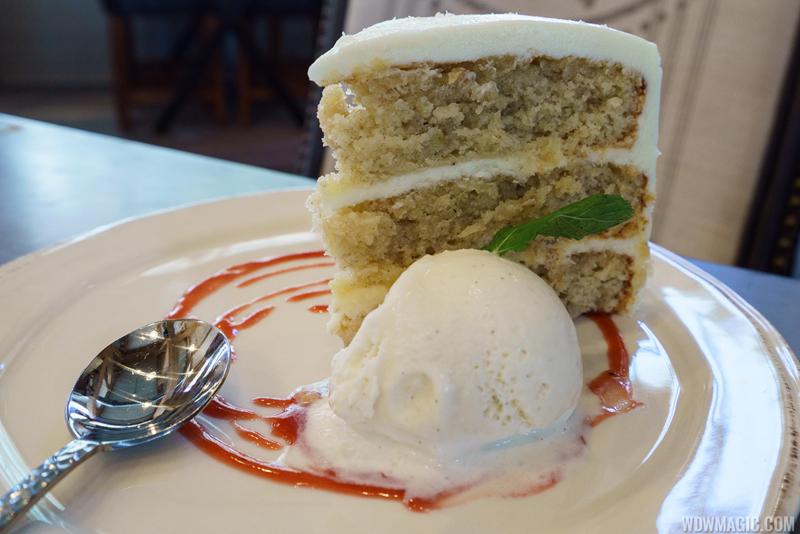 Homecoming restaurant - Hummingbird Cake