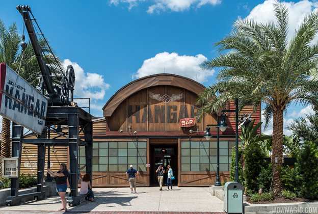 Review Jock Lindsey S Hangar Bar At Disney Springs