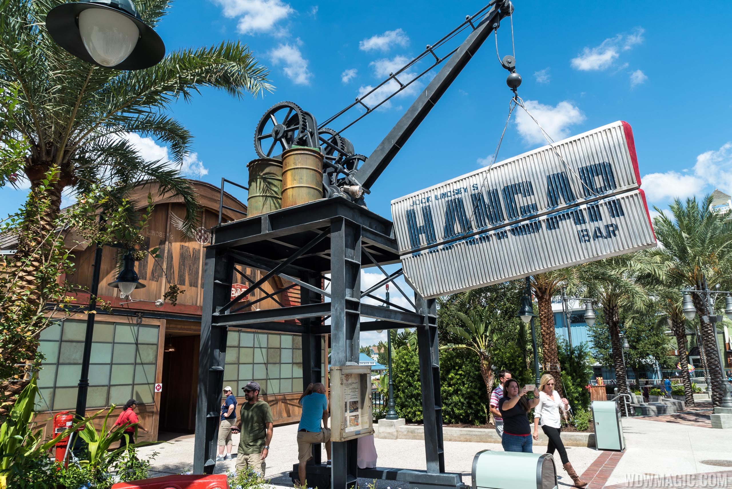REVIEW Jock Lindsey's Hangar Bar at Disney Springs