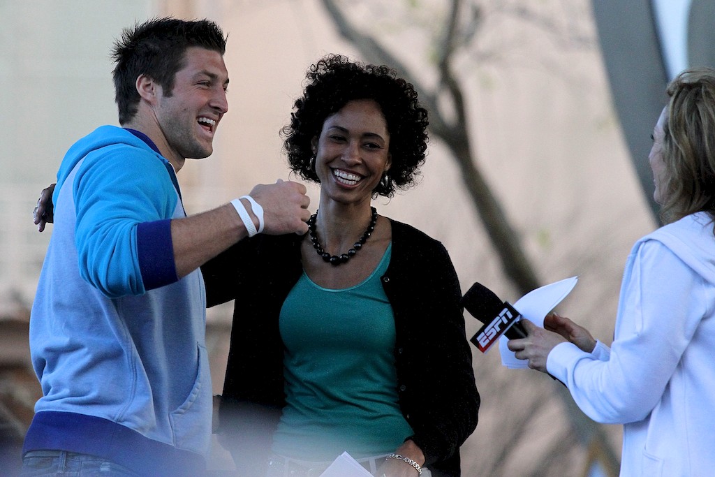 ESPN The Weekend - ESPN's Sage Steele, Linda Cohn with Tim Tebow