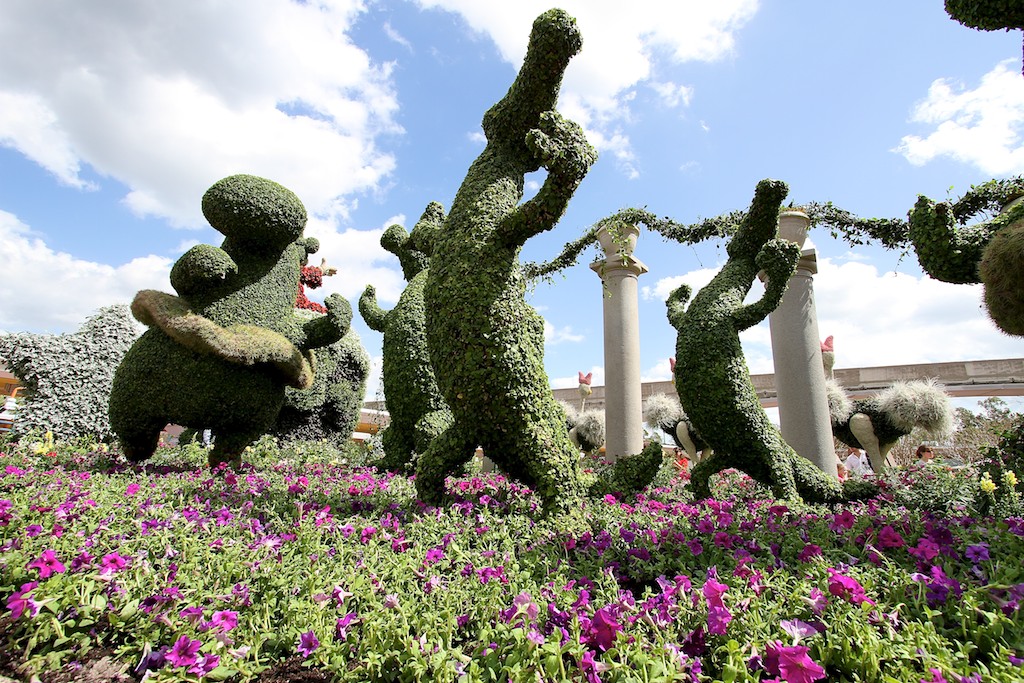 International Flower and Garden Festival - Main Entrance - Fantasia Topiary
