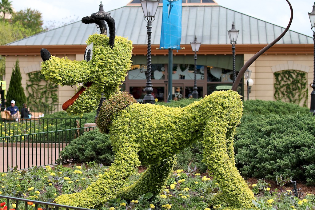 International Flower and Garden Festival - Pluto Topiary