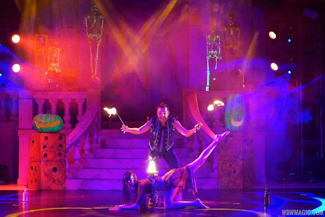 Villains Unleashed - Oogie Boogie's Freaky Funhouse - Fire Act Villains Unleashed - Oogie Boogie's Freaky Funhouse - Fire Act