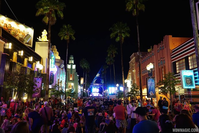 Villains Unleashed - Hollywood Blvd crowds Villains Unleashed - Hollywood Blvd crowds