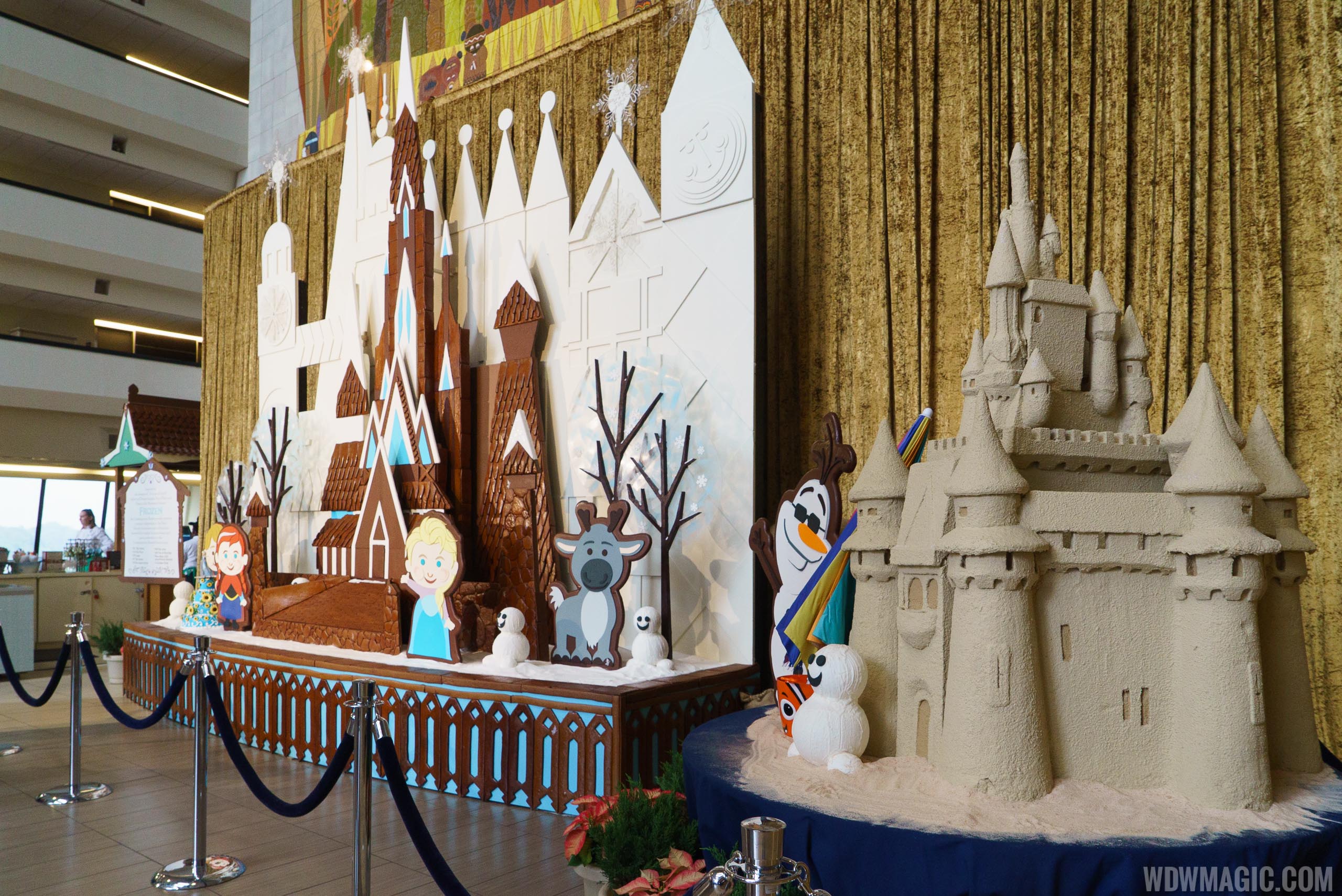 PHOTOS - Frozen themed Gingerbread House at Disney's ...