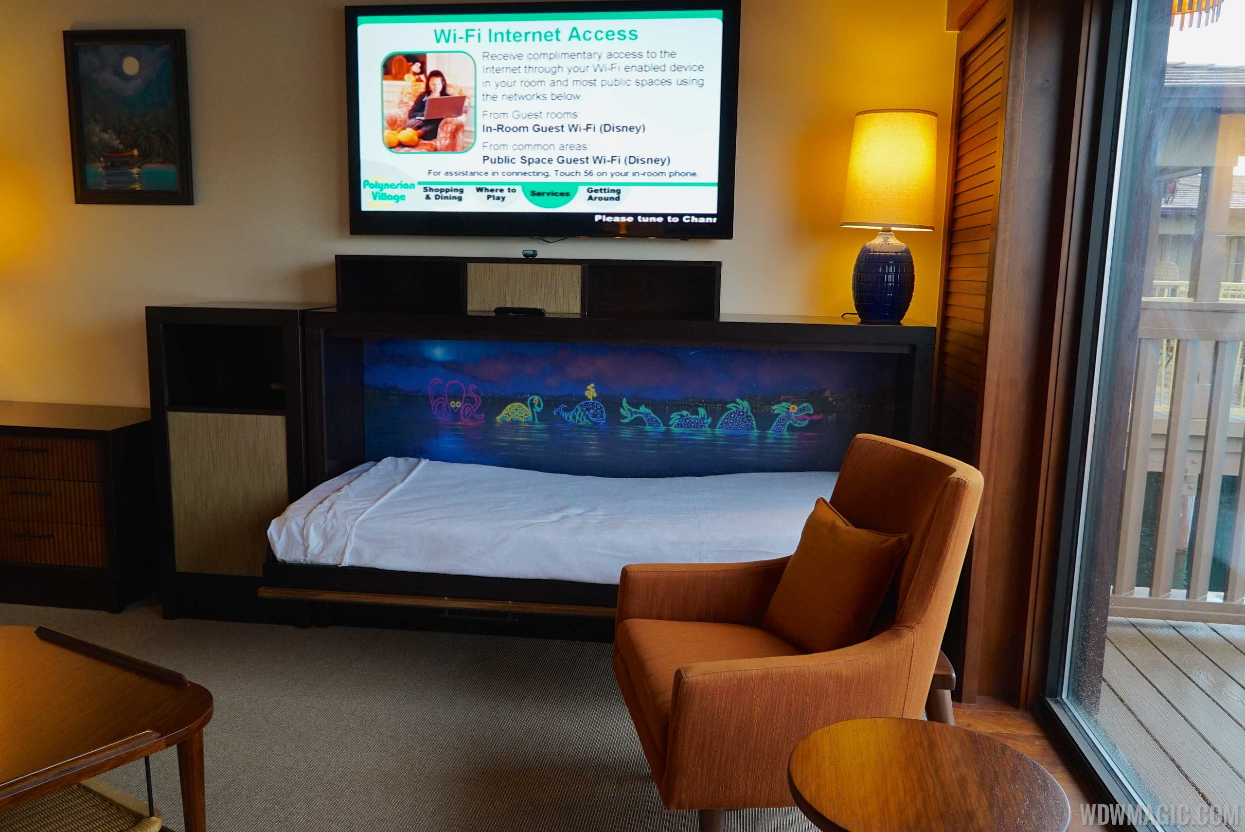 Murphy Bed Mural... Pics wanted for Daughters The DIS Disney