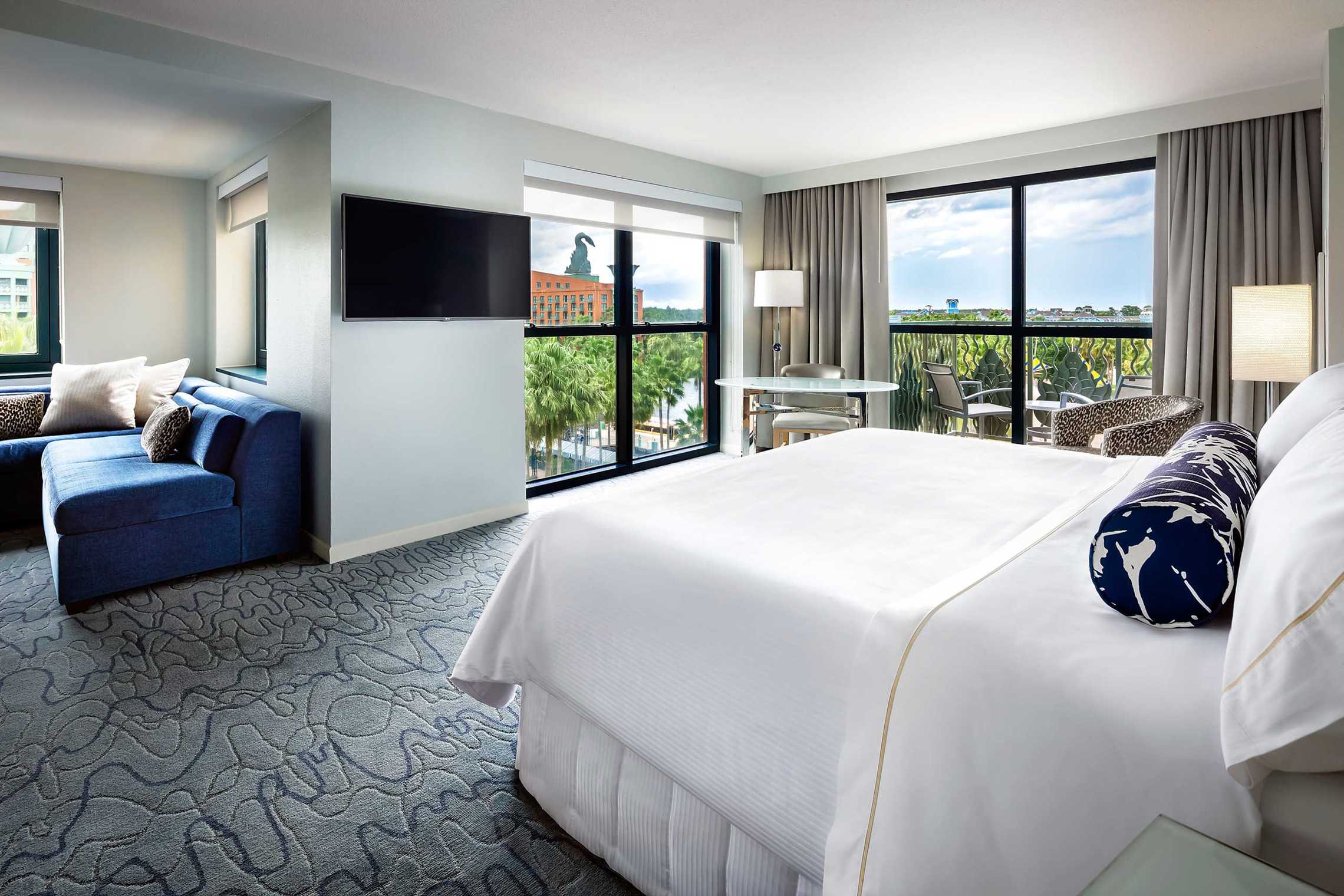 Disney Dolphin Hotel Family Room Disney Dolphin Hotel Family Room