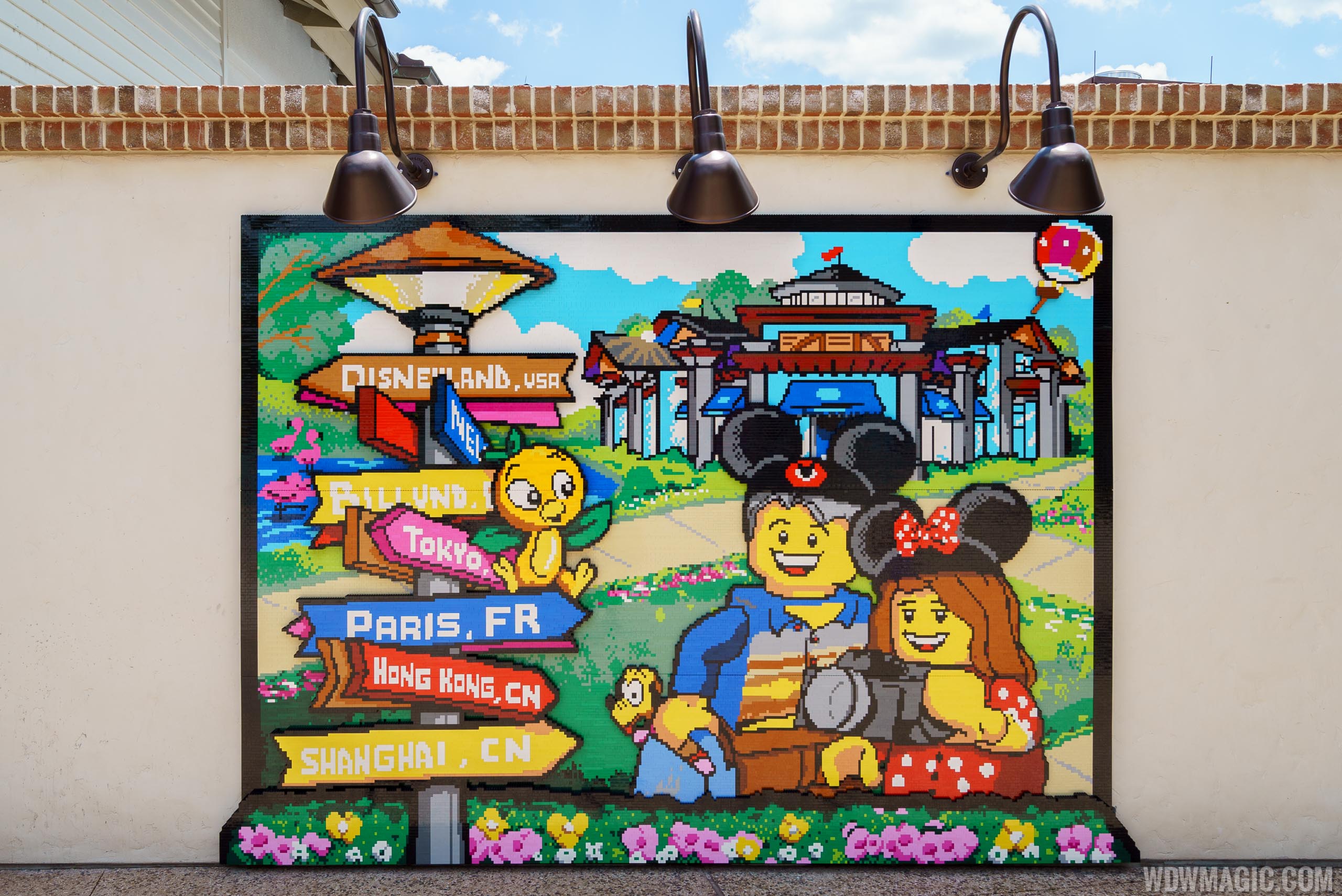 PHOTOS - New look for the LEGO Store at Disney Springs