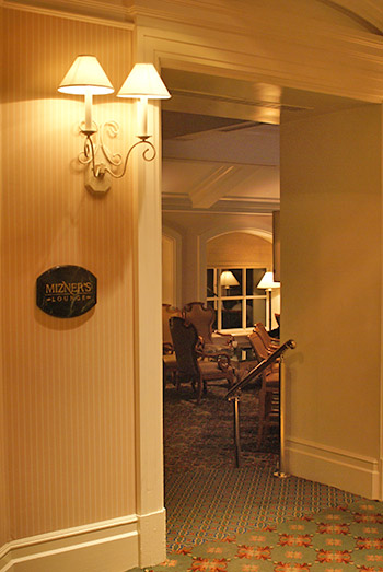Mizner's Lounge